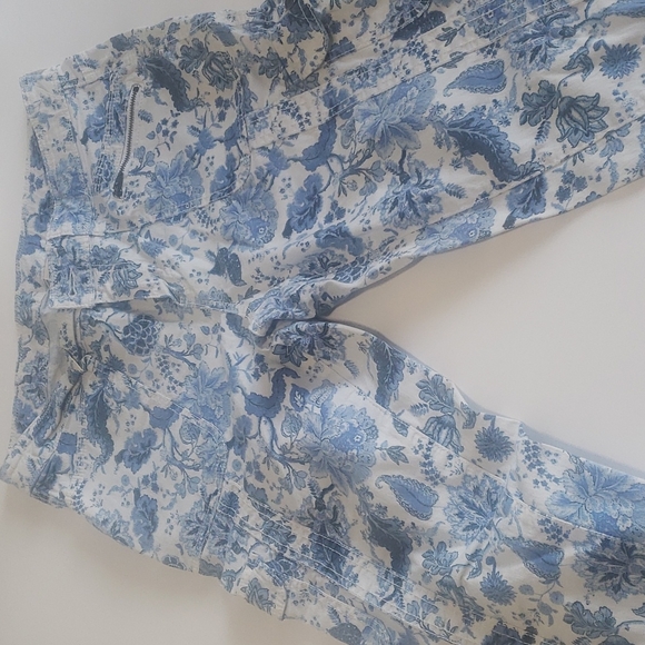 Capri - Picture 1 of 6